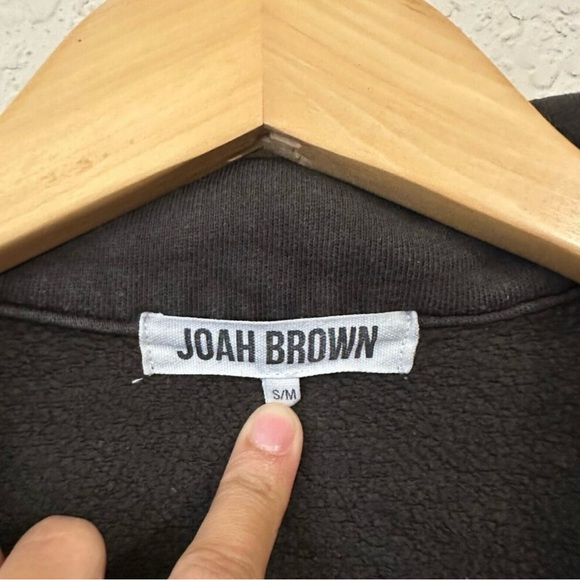 JOAH BROWN Aspen Half Zip Pullover Sweater Cropped in Washed Black - Picture 8 of 11